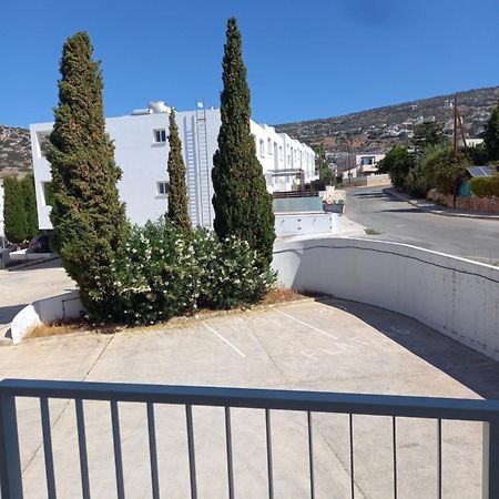 Ferienwohnung Akamandos 76 Peyia Exterior foto
